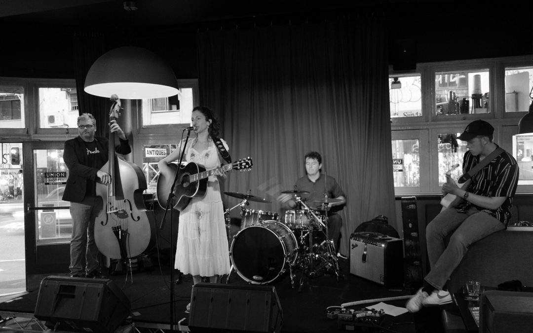 Loretta Durso and her Band | Old City Bank